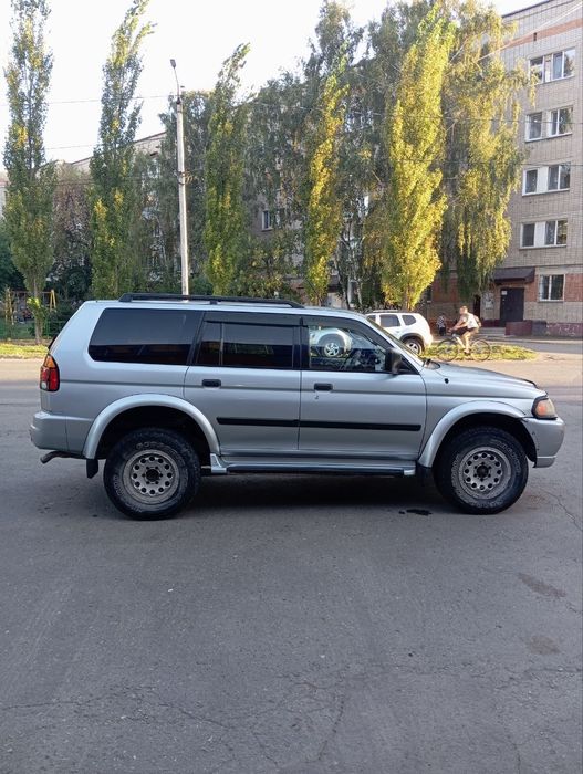 Продам Mitsubishi Montero sport 2000 г.в.