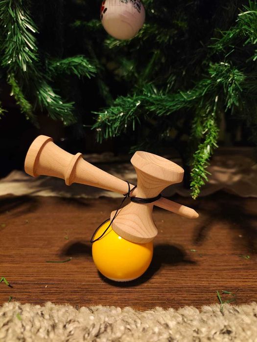 Kendama krom pop diverse culori sticky