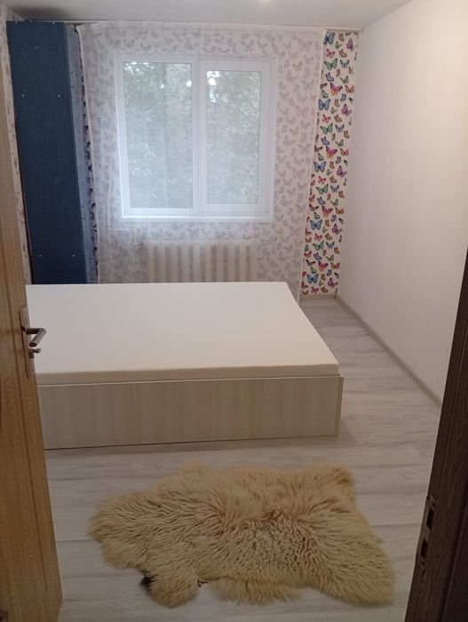 Închiriez apartament in centru