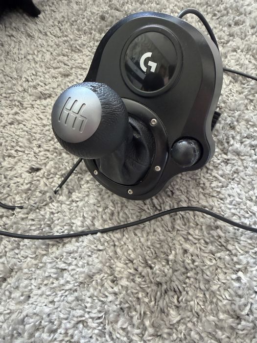 Волан с педали и скоростен лост Logitech g29 pc/ps4/ps5