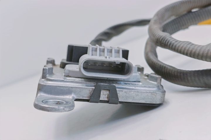 Senzor NOX 4012010140651 / SNS0958A Renault Master a 3-a generatie