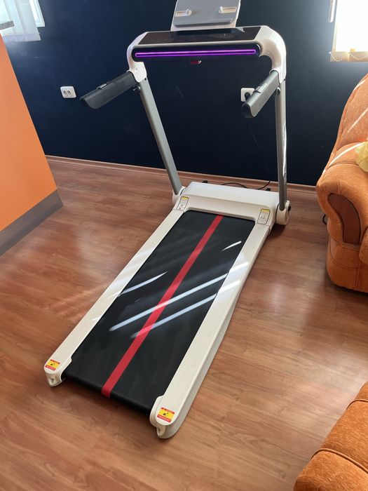 Бягаща пътека LiF GYM ultimate Home Treadmill