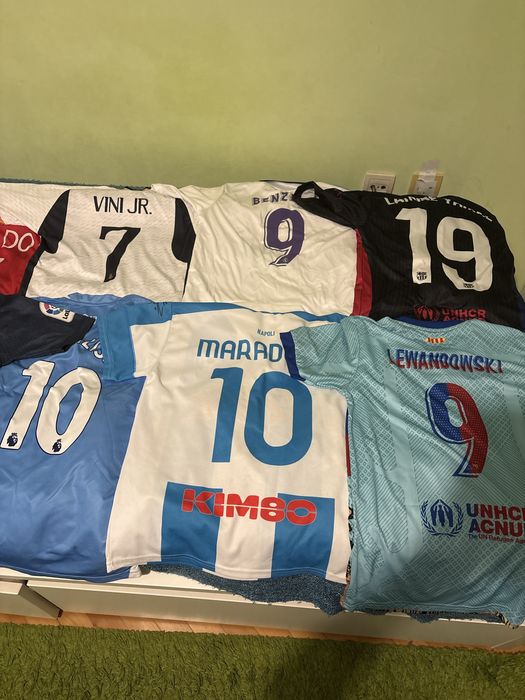 Футболни тениски