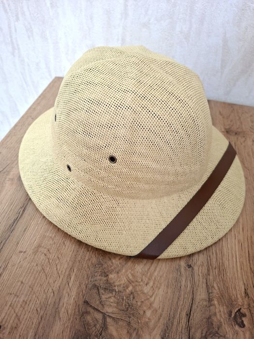 соломенная шляпа