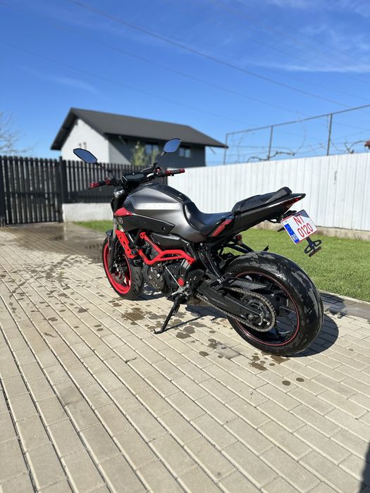 Yamaha MT 07 Moto Cage Edition