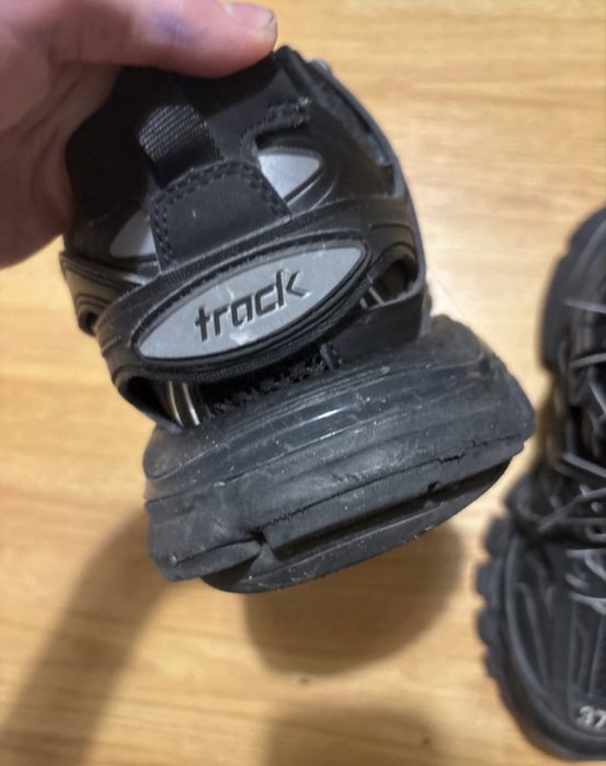 Balenciaga track