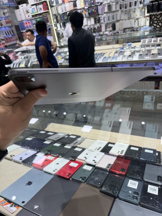 Apple Ipad Pro 12.9  512 GBWifi+Sim ( 4 Generation ) Ideal