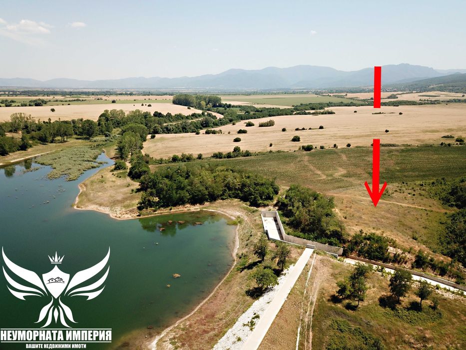 Продавам земя 2620кв. първа линия на язовир Мулдава