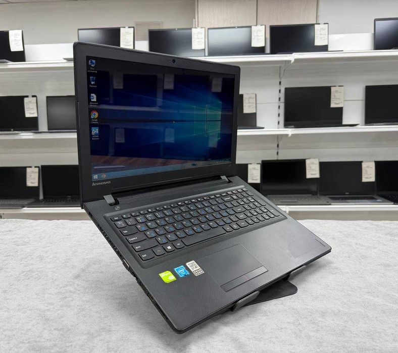 LENOVO 300 Celeron/ОЗУ4/Hdd 320/бюджетный ноутбук для офиса