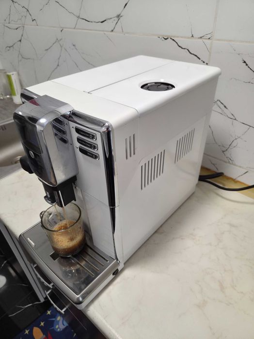 Espressor Automat Philips EP5961 Aparat Cafea Boabe Saeco Incanto Alb