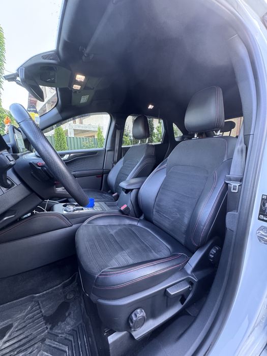 Ford Kuga 2020 ST-LINE/DIESEL 2.0/4X4/PROPRIETAR/Baterie Noua /Cauciucuri Noi !!!