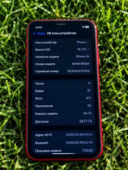Продам iphone XR Red 64gb