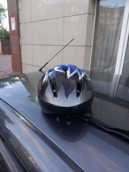 Шлем велосипедный.