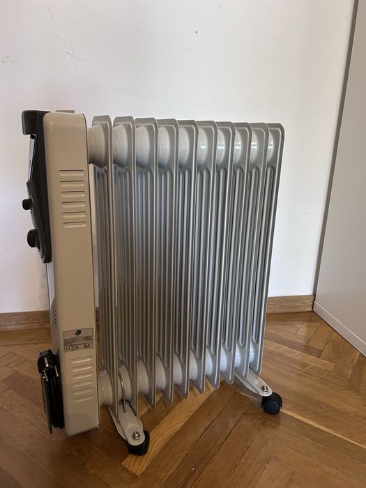 Calorifer electric Myria 2500W, 11 elemenți