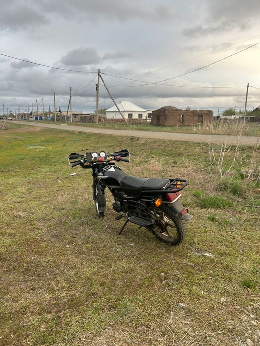 Продам мотоцикл Yaqi 200