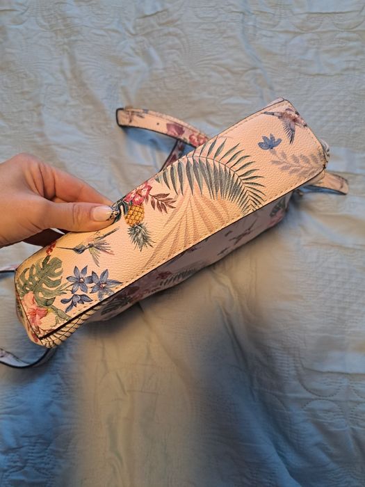 Парфоа чанта с дълга дръжка