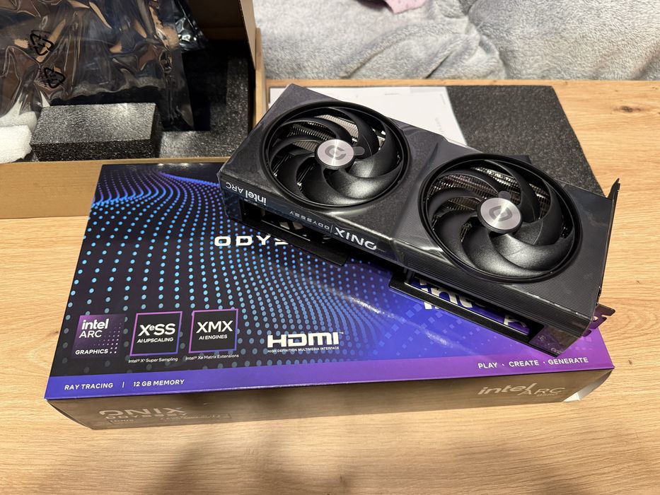 Placa video Onix Intel Arc B580 ONIX ODYSSEY 12GB GDDR6 192-bit
