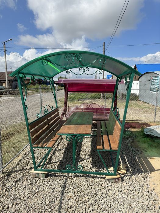 Беседка Кованая металл-дерево