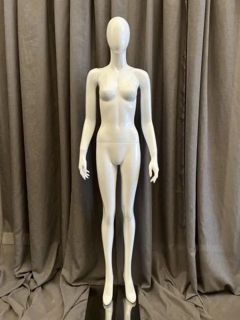 Продам женские манекены