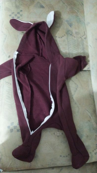 Продам детские вещи.