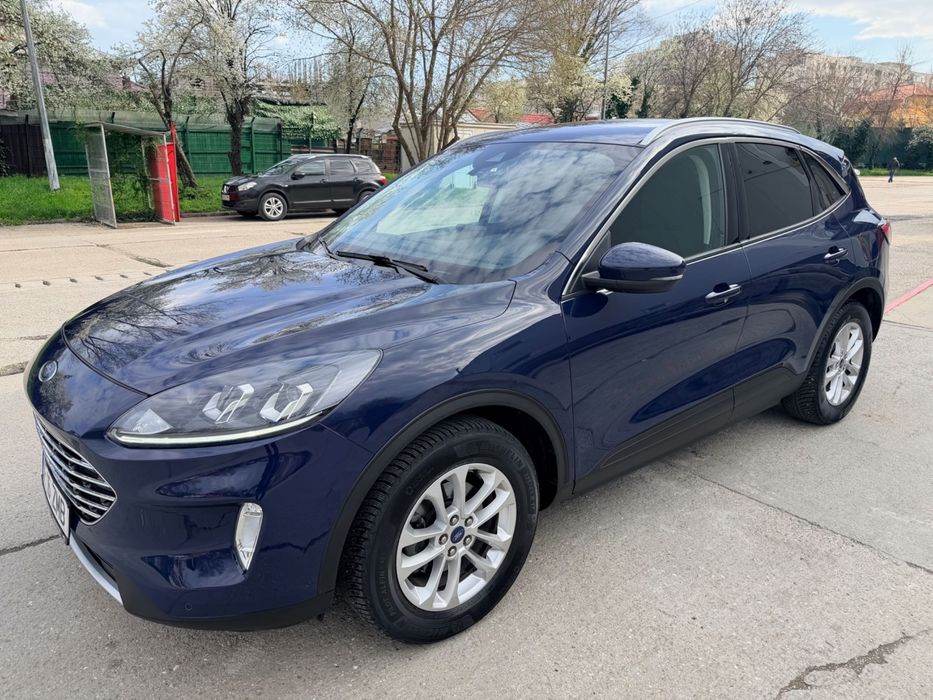 Ford Kuga Titanium 1.5 diesel-120CP-automata-proprietar de 2 ani!