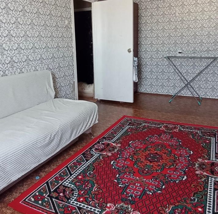 Продам 1 к в центре 9/9