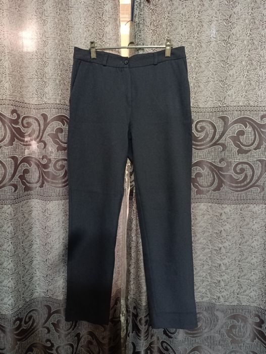 Офисный женский костюм