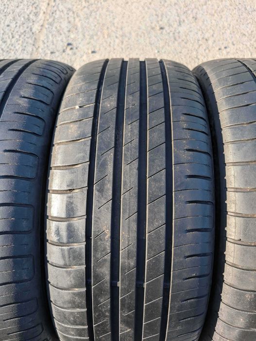 225/50 R17 • Vara • Goodyear Efficient Grip Performance 94W | 4 buc | Pret/buc