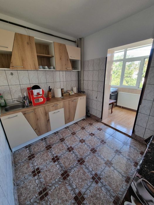 Inchirez apartament cu 2 camere