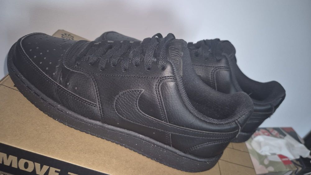 Adidași Nike  Nr 42