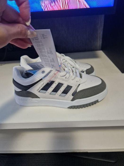 Кецове adidas.Чисто нови