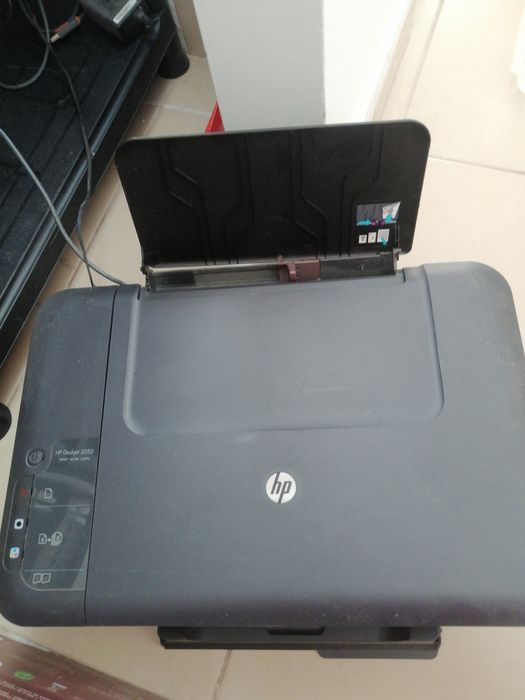 Imprimanta HP functionala, sau pt  piese