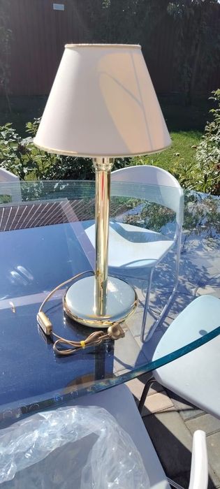 Продам настенную лампу