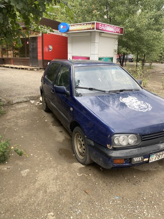 Продам машину гольф 3