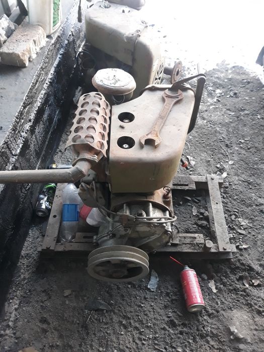 Двиготель бензиновый  уд 22