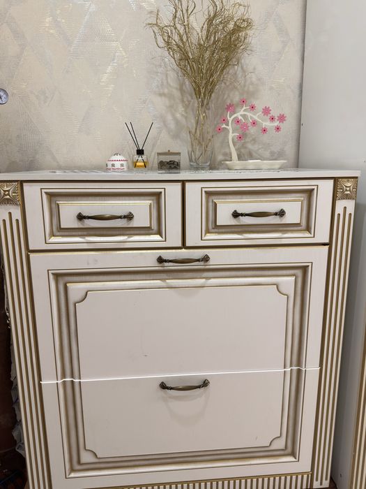 Срочно продам прихожую