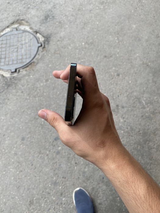 Iphone 12 pro blue
