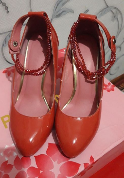 Обувь для золушек, размеры 35-36