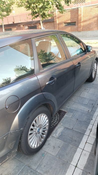 Vând ford focus  2009