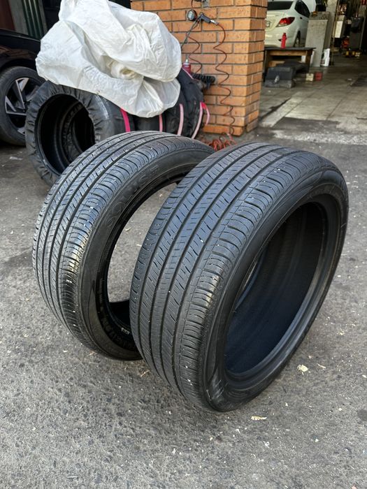 Шины 225/45/17 летние kumho