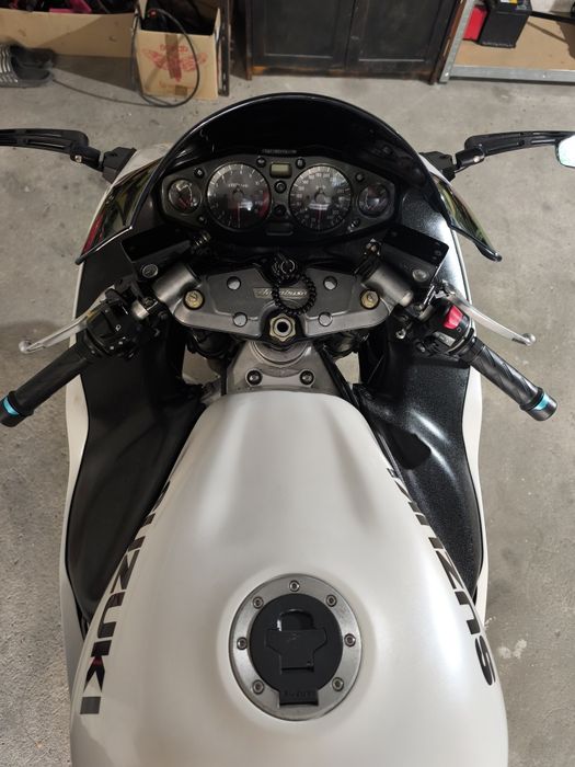 На части SUZUKI HAYABUSA gsxr1300