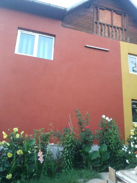 Vind casa comuna Buzoiesti