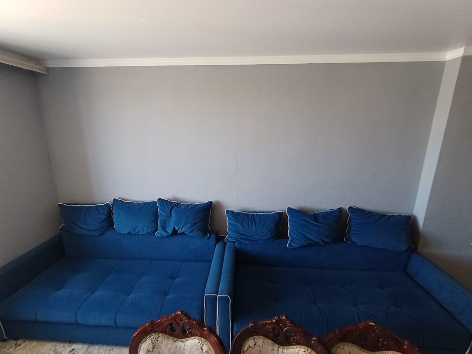 Продаётся 2 гостиной диван