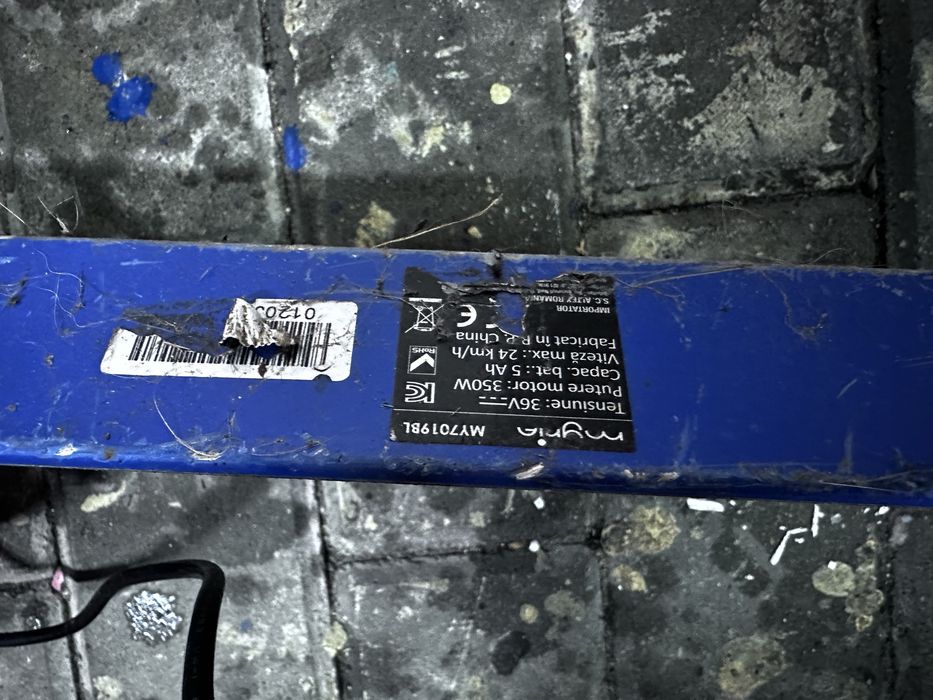 Trotineta electrica defecta