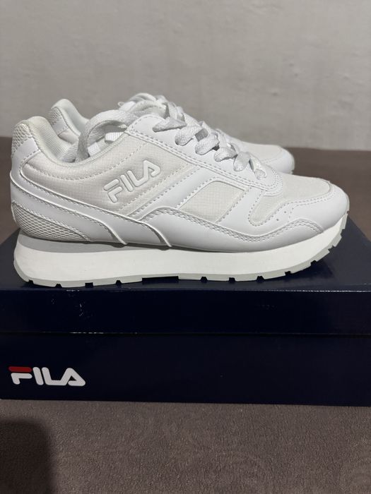 Чисто нови маратонки FILA.Номер36.