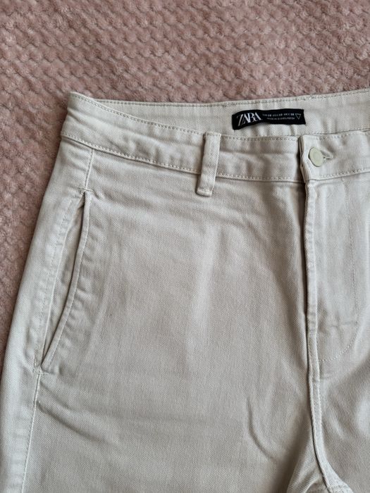 Мъжки светлобежово дънки Zara