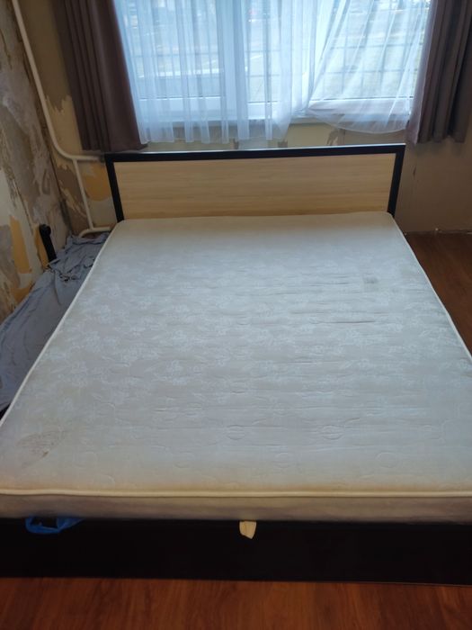 Обзавеждане за спалня + матрак + топ матрак