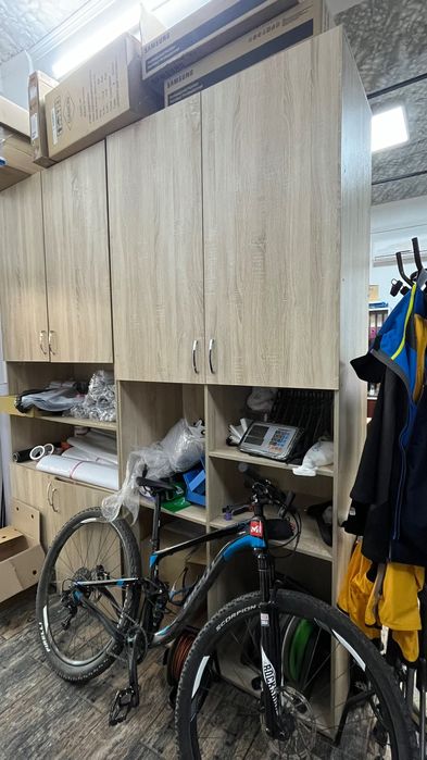 Продаю 2 шкафа больших