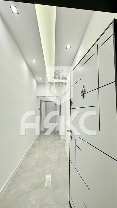 Продава се Двустаен апартамент в София, Надежда 4 - 65 кв.м за 1389 €/кв.м - Снимка #11