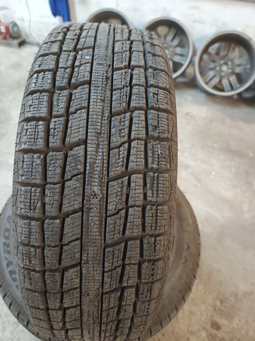 гуми 235/55/19 8+мм DOT21 зимни